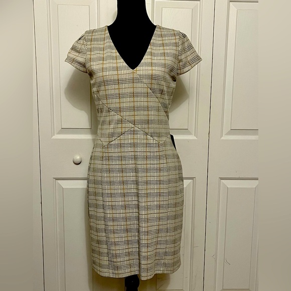 Yellow, black, and white plaid work dress that exhibits style. - Picture 2 of 3